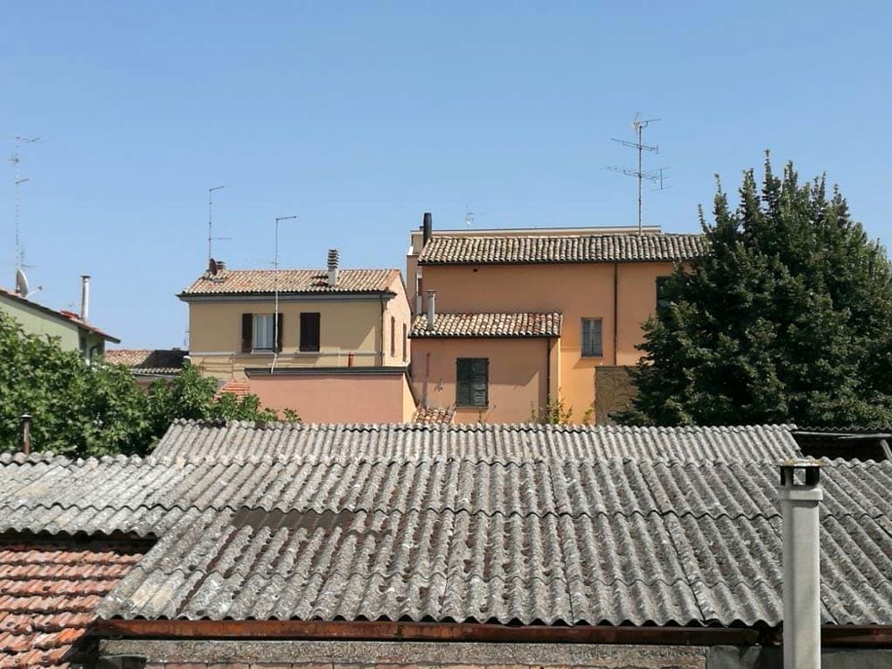 Repair and maintenance of wind turbines